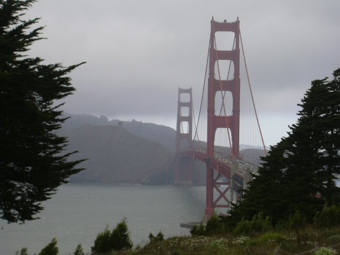 The_Golden_Gate_Bridge_Fog